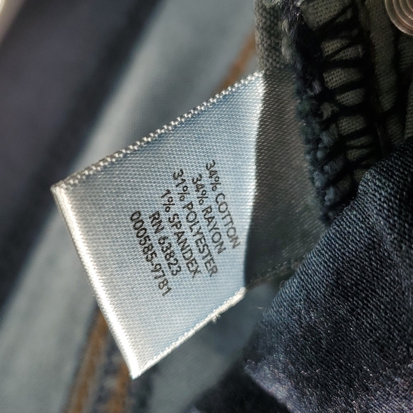 Christopher & Banks Mid Rise Shaped Fit Pull On Blue Denim Legging Size SP NWT - Picture 5 of 7